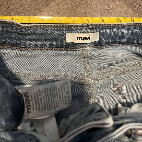 Mavi. 30”W 28”L Maria Split Jeans - Picture 5 of 11